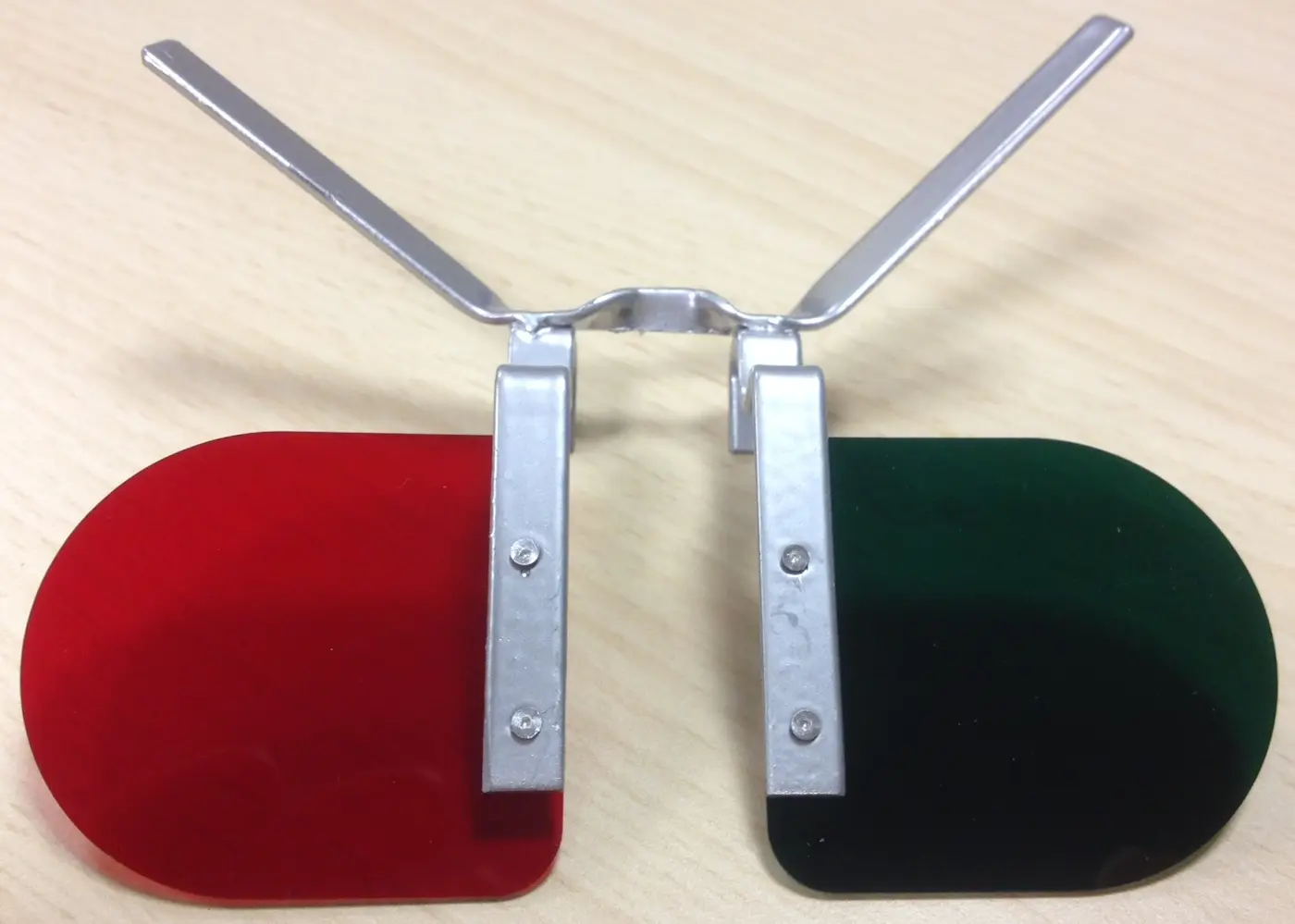 Red Green Visor (For use with Trial Frame)